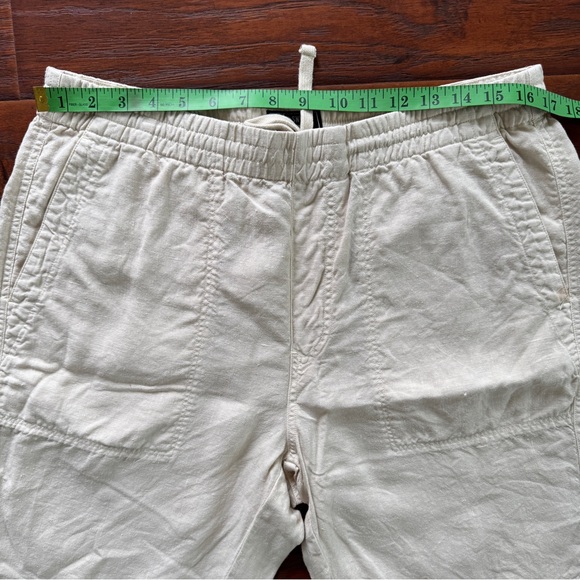 Todd Snyder Linen Shorts, 9” inseam with drawcord waist - Picture 4 of 6